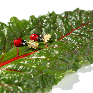 PENDIENTE MARIQUITA ROJA Y HOJA DORADA