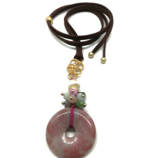 Collar largo aro mineral rosa